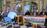 برپایی میز ارتباط مردمی در مصلی نماز جمعه قائم‌شهر به مناسبت هفته جهاد کشاورزی